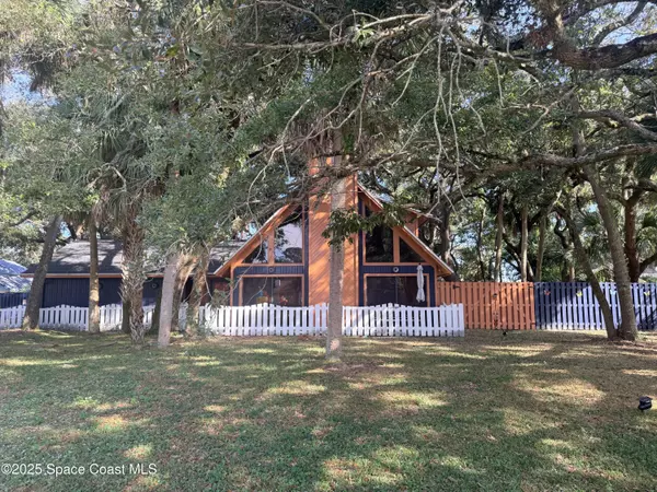 951 Pembroke AVE NE, Palm Bay, FL 32907