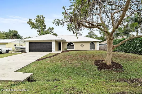 914 Devon AVE, Sebastian, FL 32958