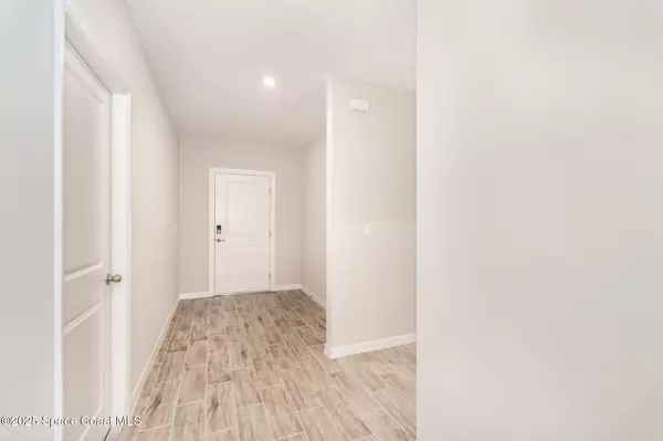 Cocoa, FL 32927,5705 Graham ST