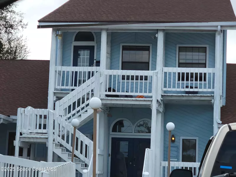 1365 N Courtenay Pkwy, Merritt Island, FL 32953