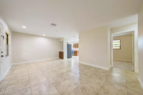 Melbourne, FL 32935,725 Osage AVE