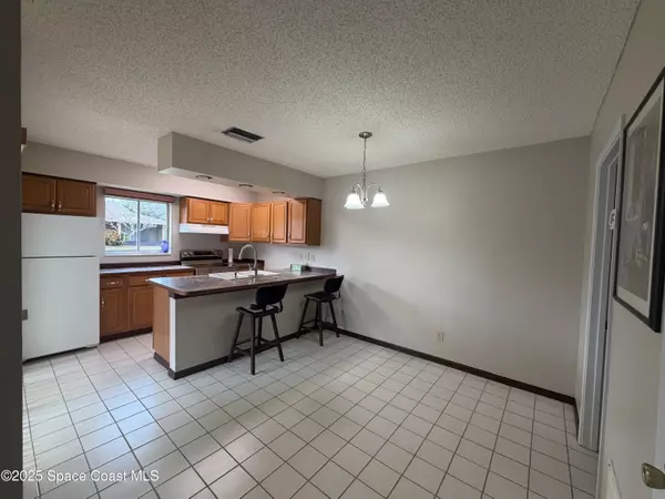 Rockledge, FL 32955,4116 Stock AVE #504