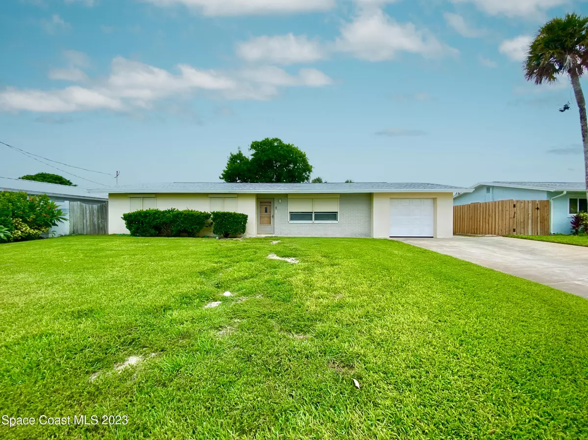 Cocoa Beach, FL 32931,110 Deleon RD