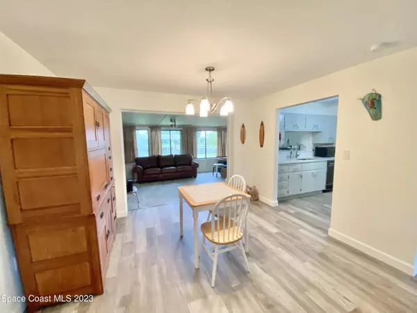 Cocoa Beach, FL 32931,110 Deleon RD