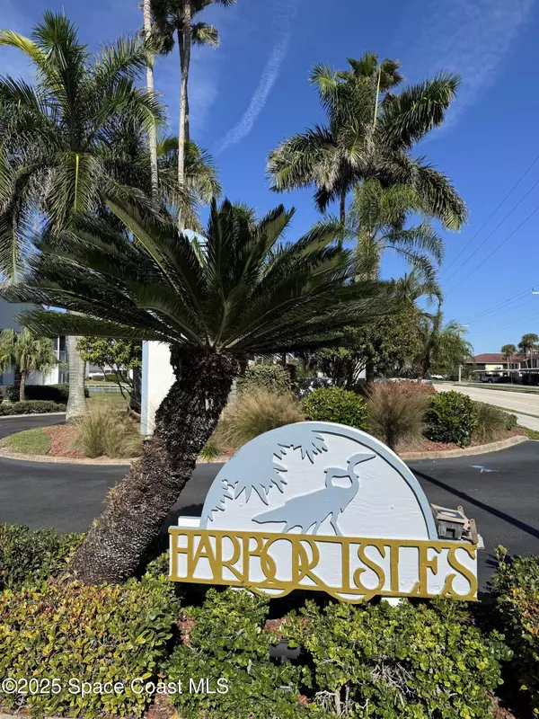 540 S Brevard AVE #423, Cocoa Beach, FL 32931