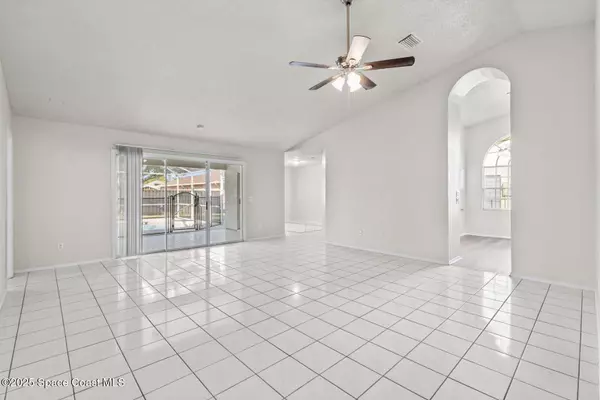 Port St. Lucie, FL 34953,1037 SW California BLVD