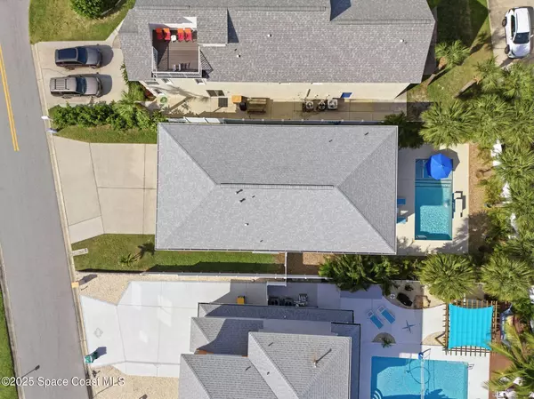 Cocoa Beach, FL 32931,320 Harding AVE