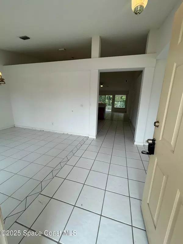 Melbourne, FL 32940,1384 Hill AVE