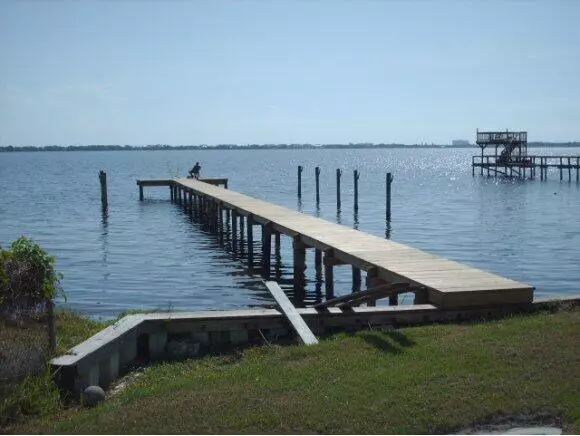 Melbourne, FL 32935,2221 N Pineapple AVE #2