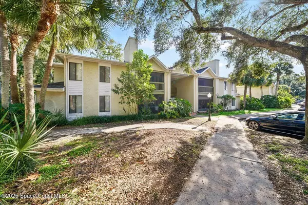 3505 Sable Palm LN #F, Titusville, FL 32780