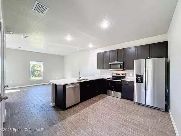 Titusville, FL 32780,532 L M Davey LN