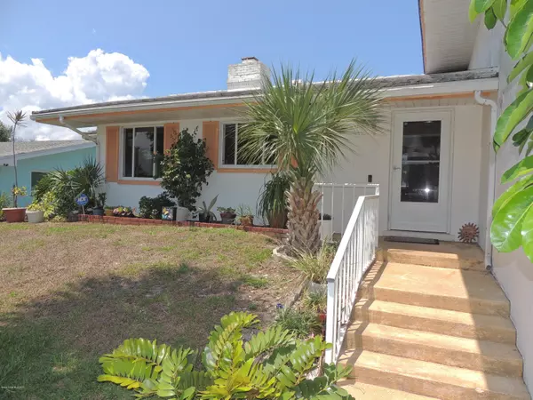 239 Antigua DR, Cocoa Beach, FL 32931