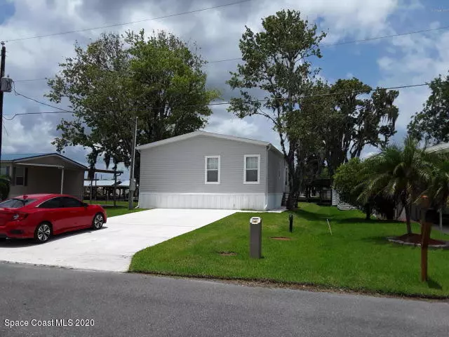 109 Happiness DR, Satsuma, FL 32189