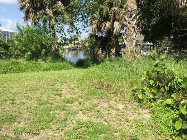 Melbourne Beach, FL 32951,394 River View LN