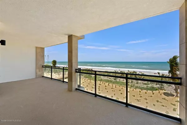 Satellite Beach, FL 32937,951 Highway A1A #302