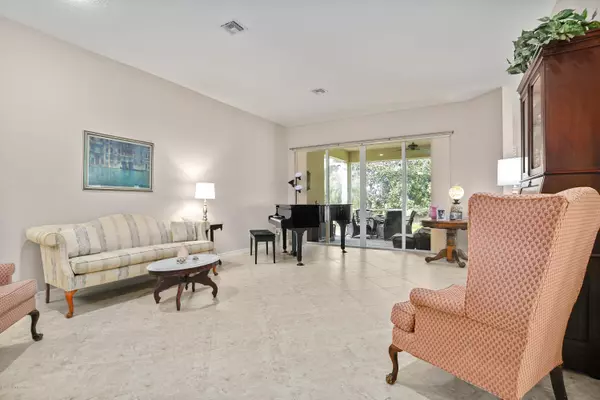 Vero Beach, FL 32966,6196 Coverty PL