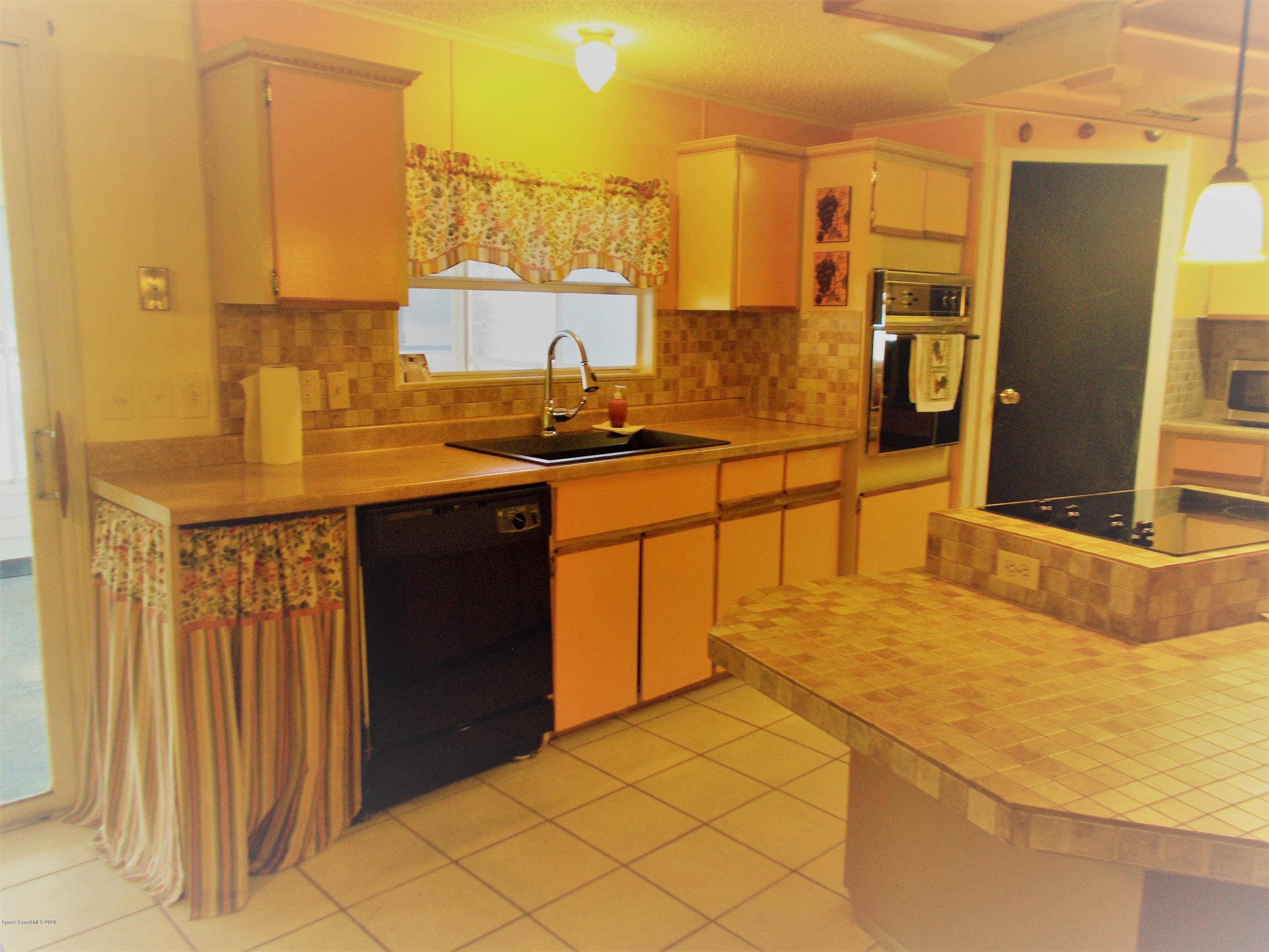 Barefoot Bay, FL 32976,208 Pompano CT