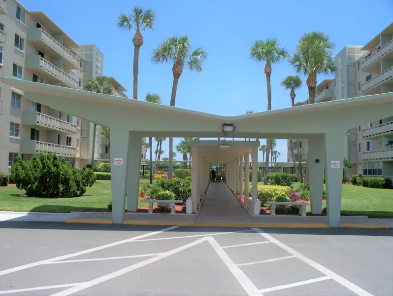 2020 N Atlantic AVE #307-N, Cocoa Beach, FL 32931