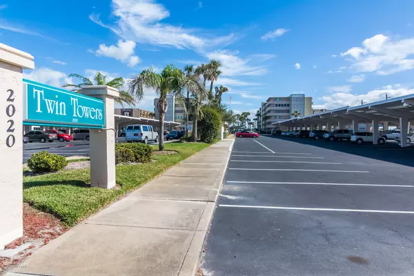 Cocoa Beach, FL 32931,2020 N Atlantic AVE #212-N