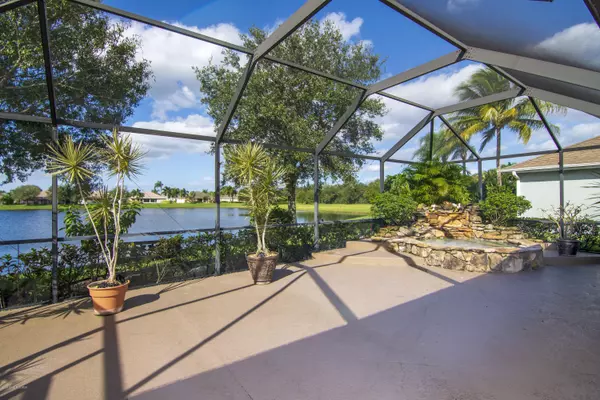 Vero Beach, FL 32968,395 E Temple CT SW