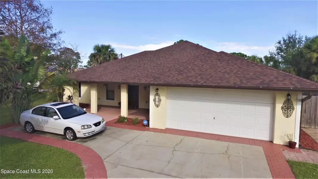 1141 SW WING RD SW, Palm Bay, FL 32908