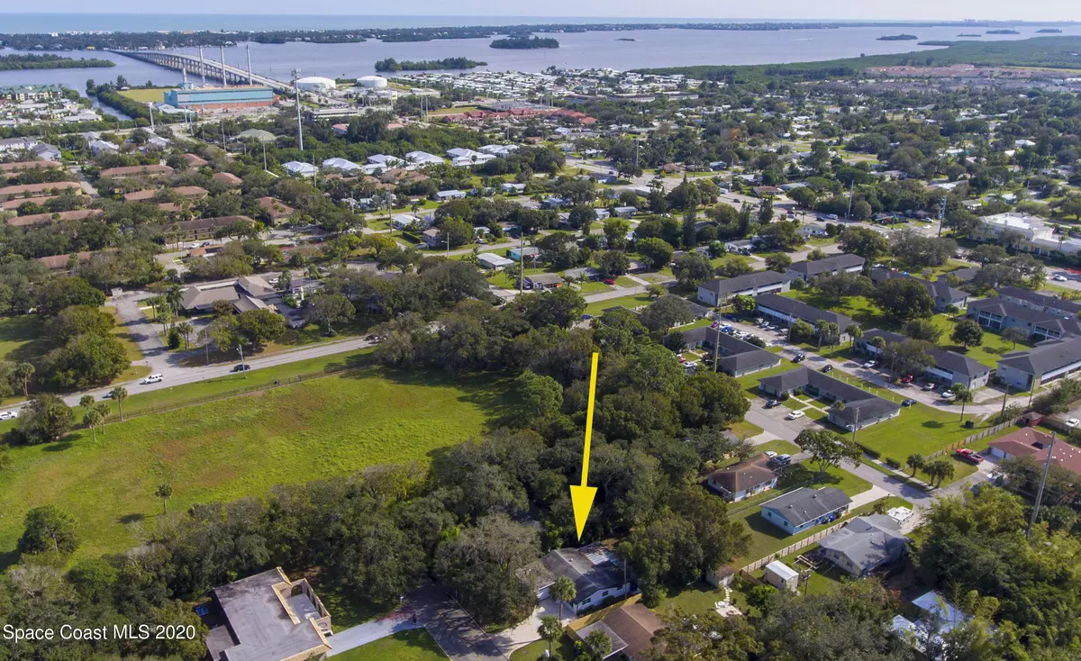 Vero Beach, FL 32960,645 18th PL