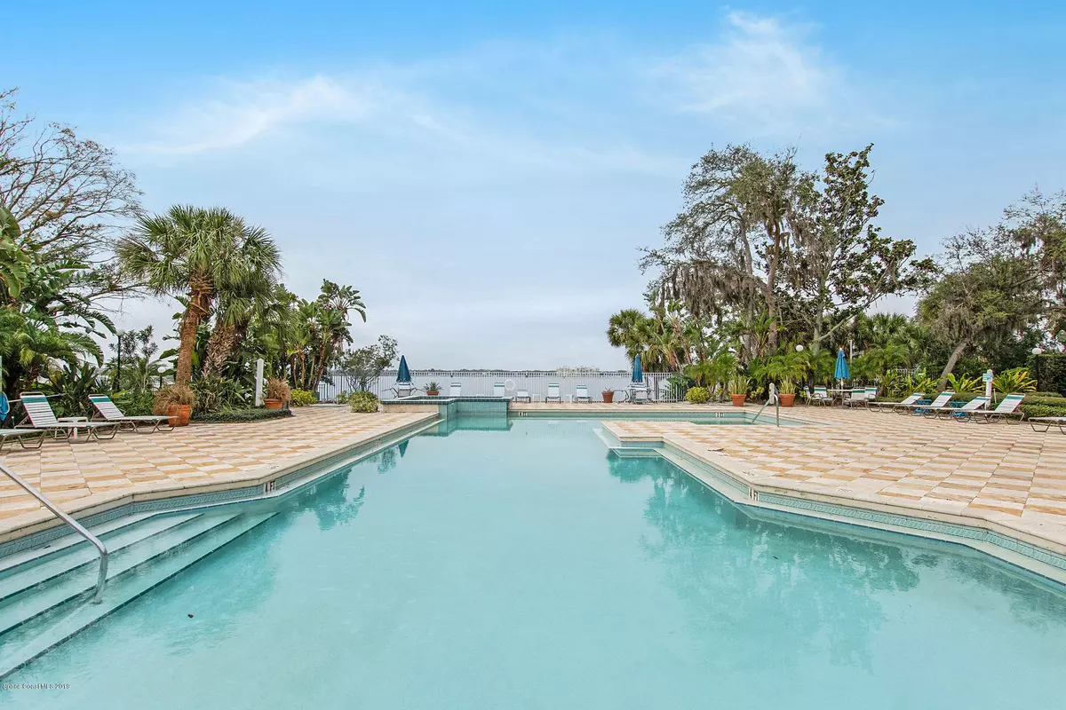 Merritt Island, FL 32952,225 S Tropical #102