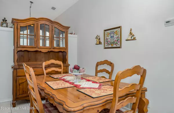 Melbourne, FL 32901,100 Oak Lake RD