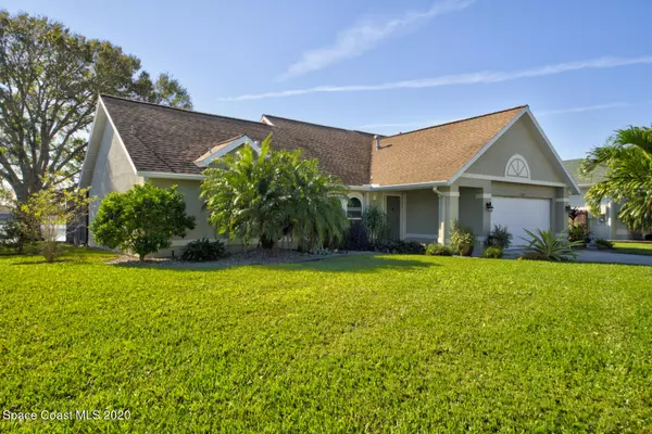 1948 Fabien CIR, Melbourne, FL 32940