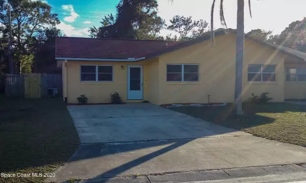 45 Minna LN, Merritt Island, FL 32953