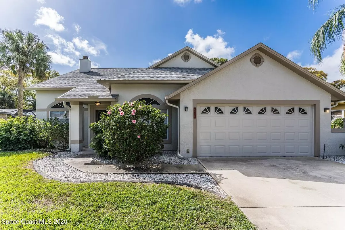 Melbourne, FL 32901,913 Whisperoak DR