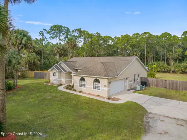 2820 Long Lake DR, Titusville, FL 32780