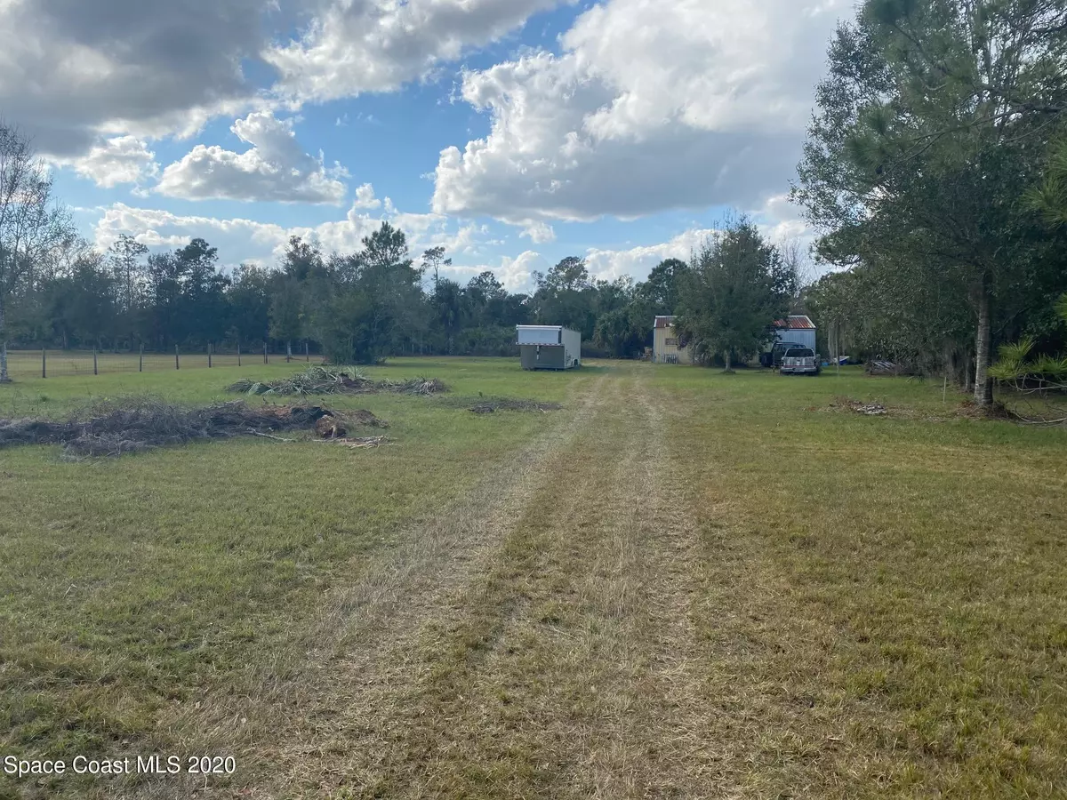 Malabar, FL 32950,3050 Weber RD