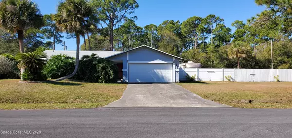 1042 Yale AVE SE, Palm Bay, FL 32909