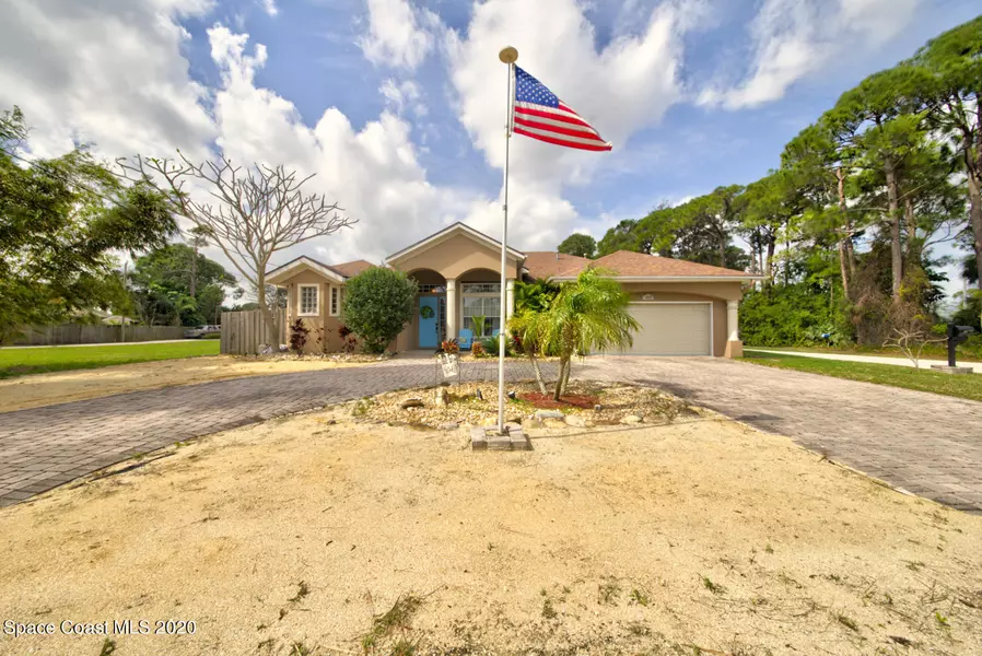 1855 Newfound Harbor DR, Merritt Island, FL 32952