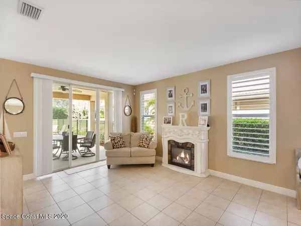 Vero Beach, FL 32962,1907 Grey Falcon CIR SW