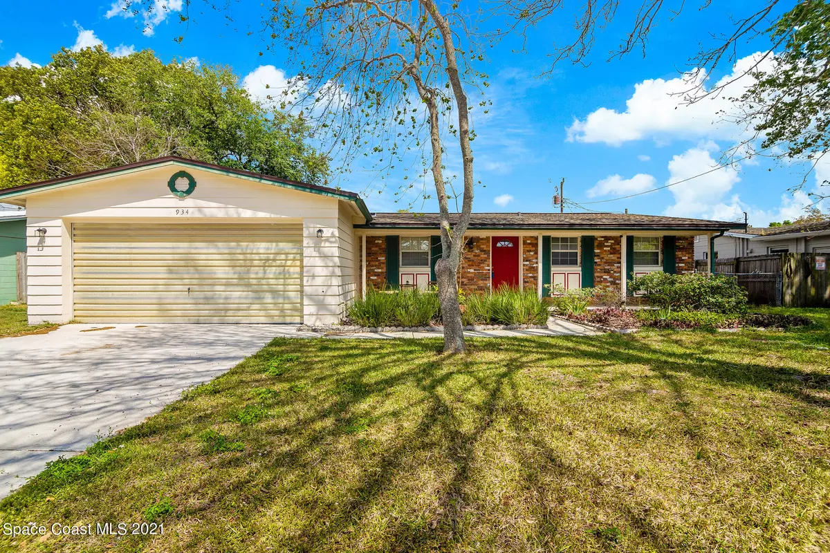 Rockledge, FL 32955,934 Kings Post RD