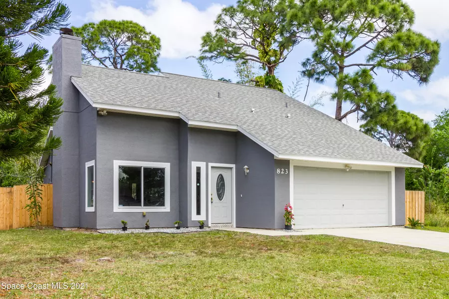 823 Thuringer ST NW, Palm Bay, FL 32907