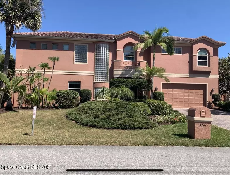 809 Atlantic ST, Melbourne Beach, FL 32951