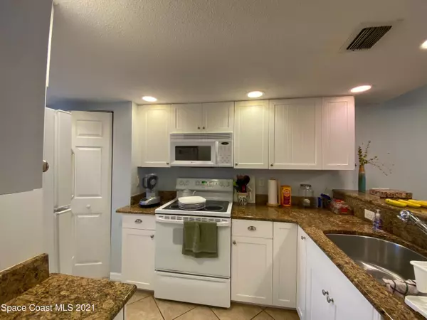 New Smyrna Beach, FL 32169,3801 S Atlantic AVE #301