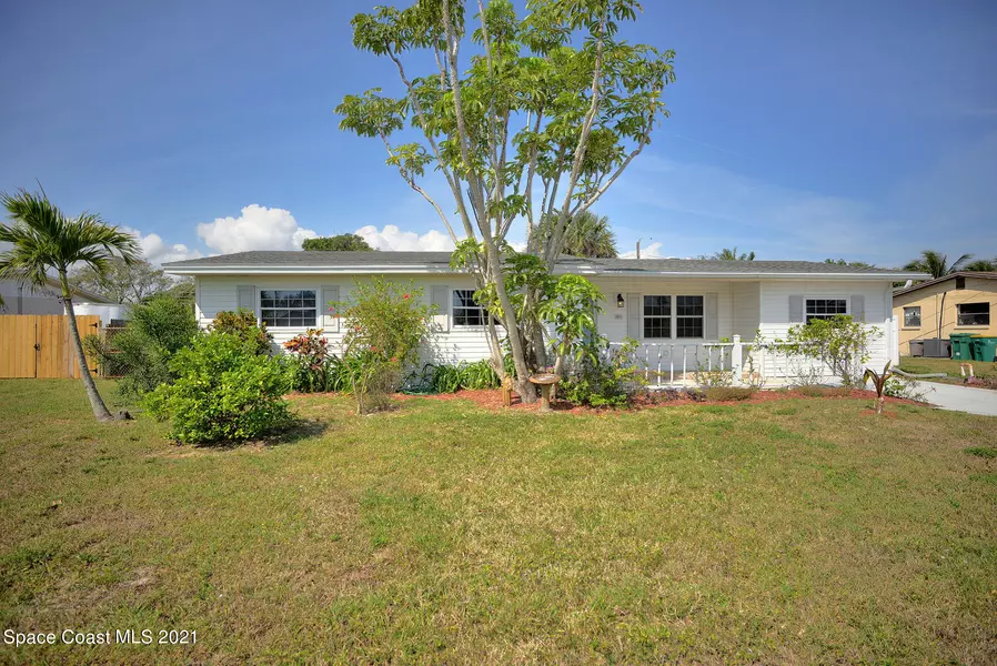 2335 Abalone AVE, Indialantic, FL 32903