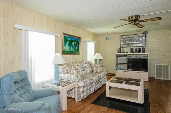 Barefoot Bay, FL 32976,516 Puffin DR