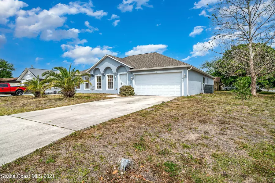 2135 Kent ST NE, Palm Bay, FL 32907