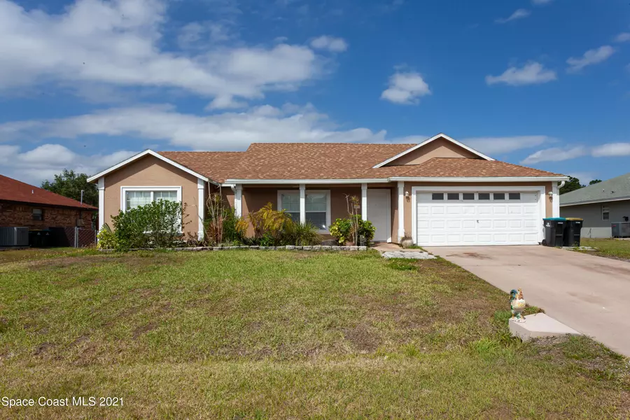 1348 Whaling AVE SE, Palm Bay, FL 32909