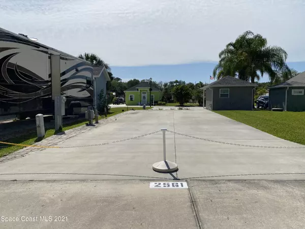 2561 Frontier DR #324, Titusville, FL 32796