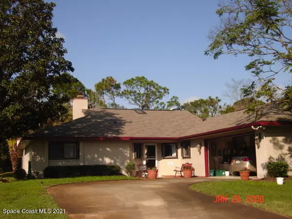 4462 Crumpet CT, Titusville, FL 32796