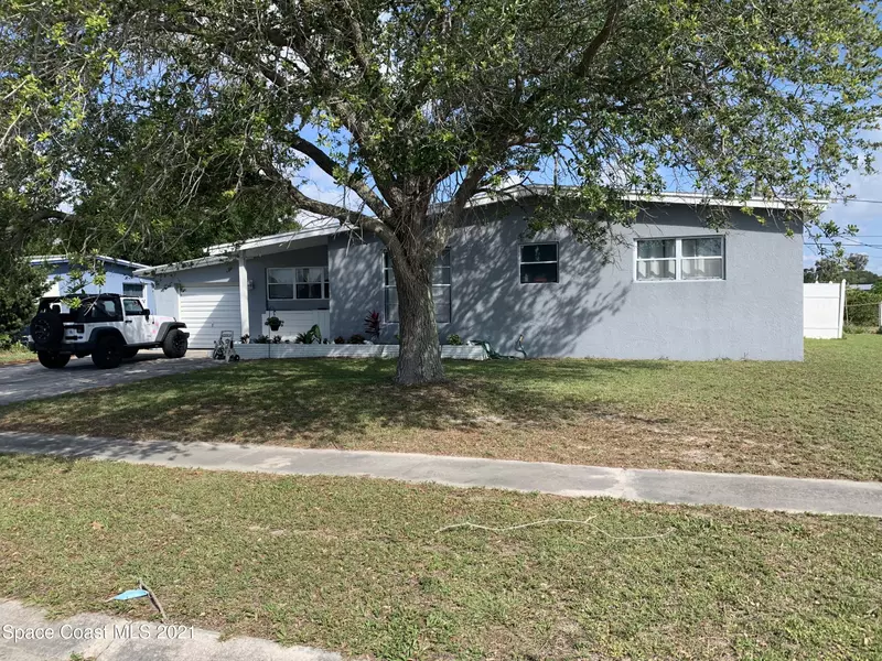 3049 Rowe ST NE, Palm Bay, FL 32905