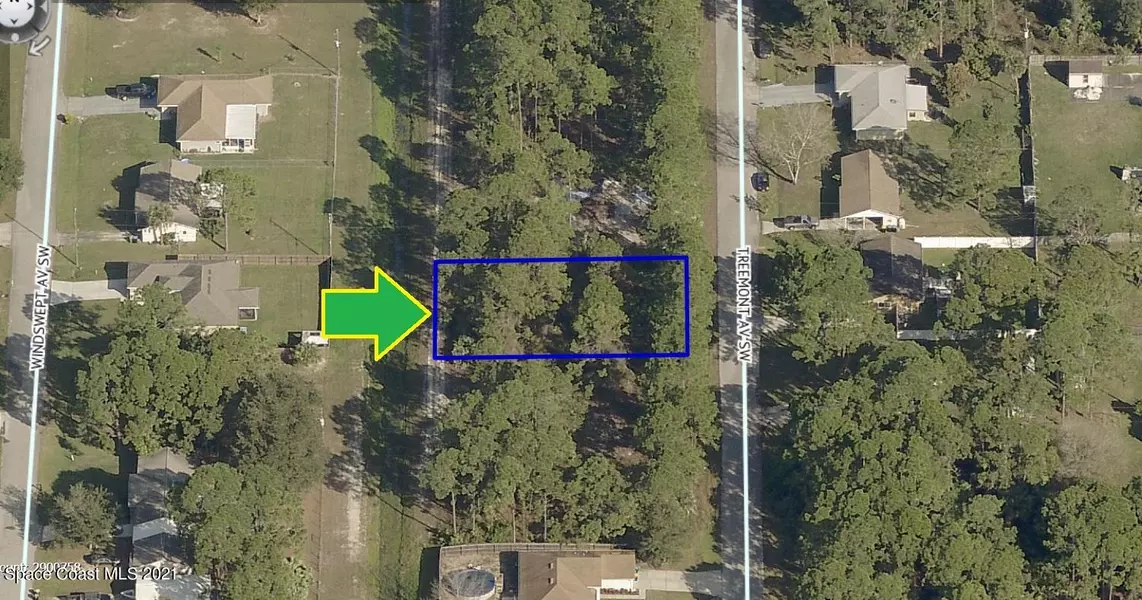 426 Treemont AVE SW, Palm Bay, FL 32908