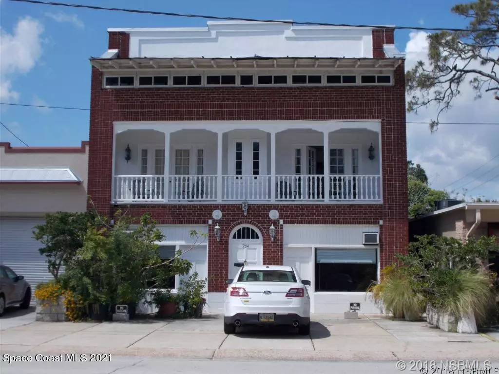 New Smyrna Beach, FL 32168,204 Magnolia ST