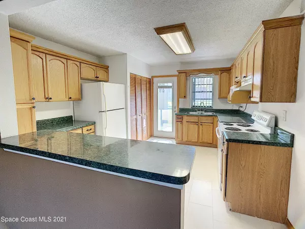 Rockledge, FL 32955,1515 Huntington LN #516